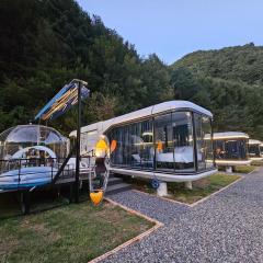 Galaxy X Hotel Type Caravan Glamping & Pension