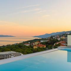 Villa The Boat for 6 plus 2 near Opatija with sea view & infinity pool at balcony