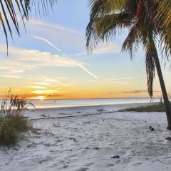 Hawkaritaville by Sun Palace Vacations