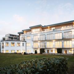 Hotel Vier Jahreszeiten an der Therme & Kliniken Bad Krozingen Nähe Freiburg & Schwarzwald Ideal für Wellness Kur & Business Ausflüge 24h Check In- WLAN & Parken gratis