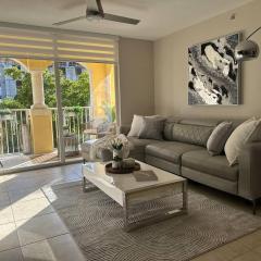 Urban Luxe Aventura 22 Retreat