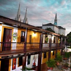 Hotel El Lago Resort