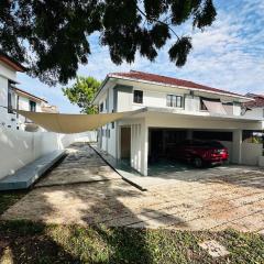 New Island Luxe Retreat Vacation Home 14pax Nearby Gurney