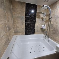 Asan Ritz Hotel