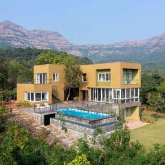 StayVista at The Chirping Villa with Infinity Pool