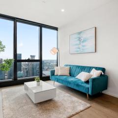 Skybound Escape, LUX 55th High Floor 2BR in Aus108