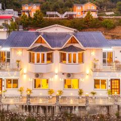 Alaya Stays 2 BHK Villa With Scenic views - Peace