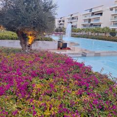 Luxurious Lake View Flat 2BR 115