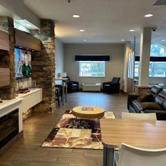 温德姆麦克罗特客栈&套房酒店