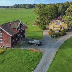 4 Bedroom Awesome Home In Jönköping