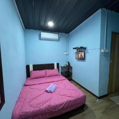 Avina's Standard Room