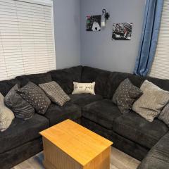 Charming 3-bedroom house next to Hollywood Casino! 1 minute from Interstate 75