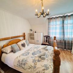 Lovely house close to Edinburgh, Dunfermline, M90