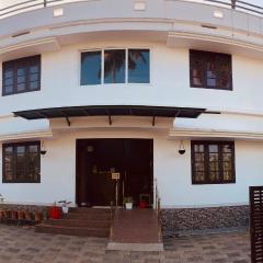 MATHER RAJAGIRI FURNISHED APARTMENTS