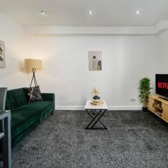 2 Bedroom Home Leeds Contractor Stay Free Parking WIFI & Netflix
