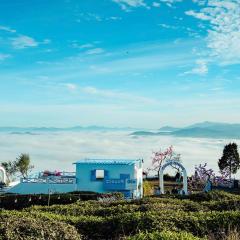Cloud9 & Cloud View Glamping