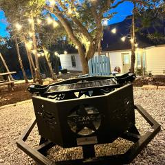 Family Friendly! Beautiful, Cozy Home Fire Pit