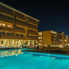 Alaya Stays 1 BHK with Balcony & Pool - Veera Marina