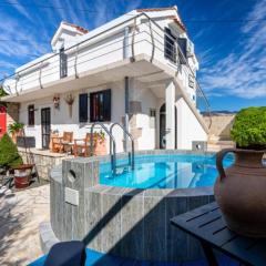 Rustic Villa Rudine