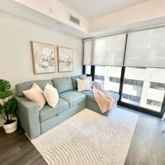 Condo in Yorkville - Newly Furnished Luxury Unit