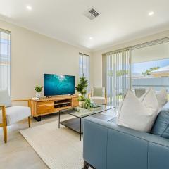 Bright & Airy 3-Bed House Near Rockingham Beach