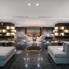 Paradox Vancouver