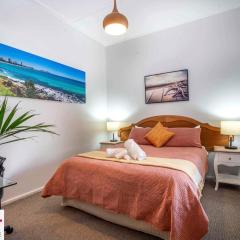 One-Bedroom Apartment on Summer