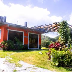 Casa Elalto Panamá - Cabaña de Montaña En San Carlos Panamá
