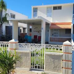 Koral de Alejandro Beach House- 3 Bedrooms House