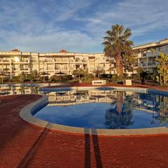 Appartement dans Résidence avec piscine Marina P13