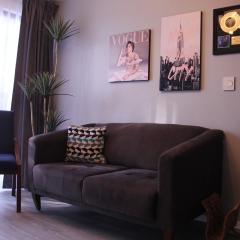 Excelente departamento en jardín Balbuena
