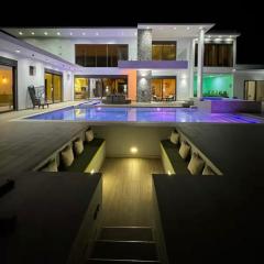 Villa Deastylhome