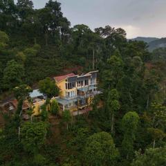 Whispering Waters - breathtaking vistas of hills!