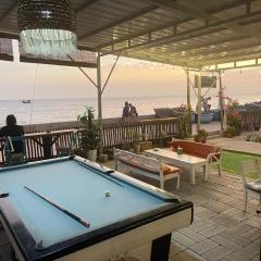 EVA HUT Mui Ne Beach Hostel