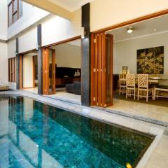 Super 4 Bed, Sleeps 8, Just 300m Walk From Beach
