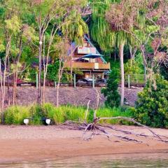 Riverbank - Captain Cook Drive 1770
