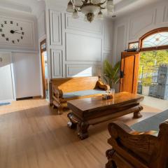 Atharis Homestay