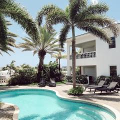 Palm Crest Curacao 150A