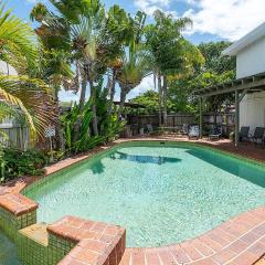 Coconut Palms Deluxe Two Bedroom Apartment
