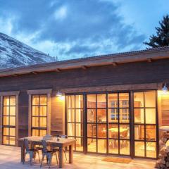 Baitshop Cabin