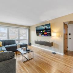 7 Bed Haven Sleeps 12 20Min to NYC Massage Chair