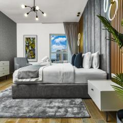 Family Holiday Homes Abu Dhabi Yas Island, Walk to Ferrari World & SeaWorld