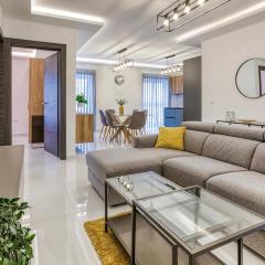 Luxury 2BR Apt just off Sliema Promenade
