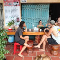 Dolphin Home Stay New