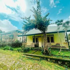 Lembah Rinjani Villa & Resto Syariah by ecommerceloka