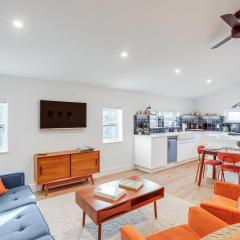 Less Than 1 Block to City Park New-Build Apt in Denver!