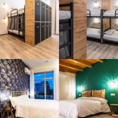 Four Rooms Hostel
