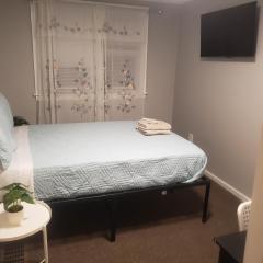 Orchard Room by the Airport - Shared Space