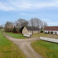 Countryside Property With Great Fishing Options