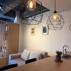 Elegante Loft Céntrico con Balcón